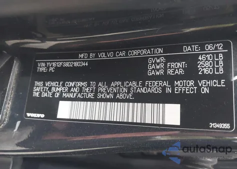 2013 Volvo S60 T5/T5 Platinum/T5 Premier/T5 Premier Plus z USA, uszkodzony, nr VIN YV1612FS8D2180344